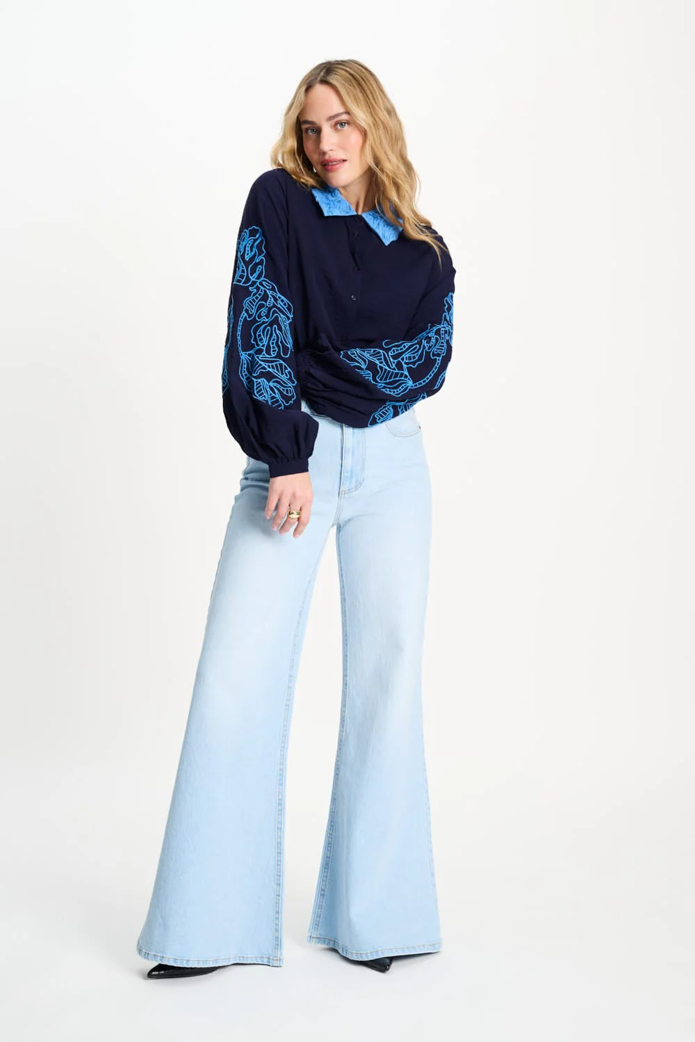 BLOUSE - Night Blue Flora - Image 3