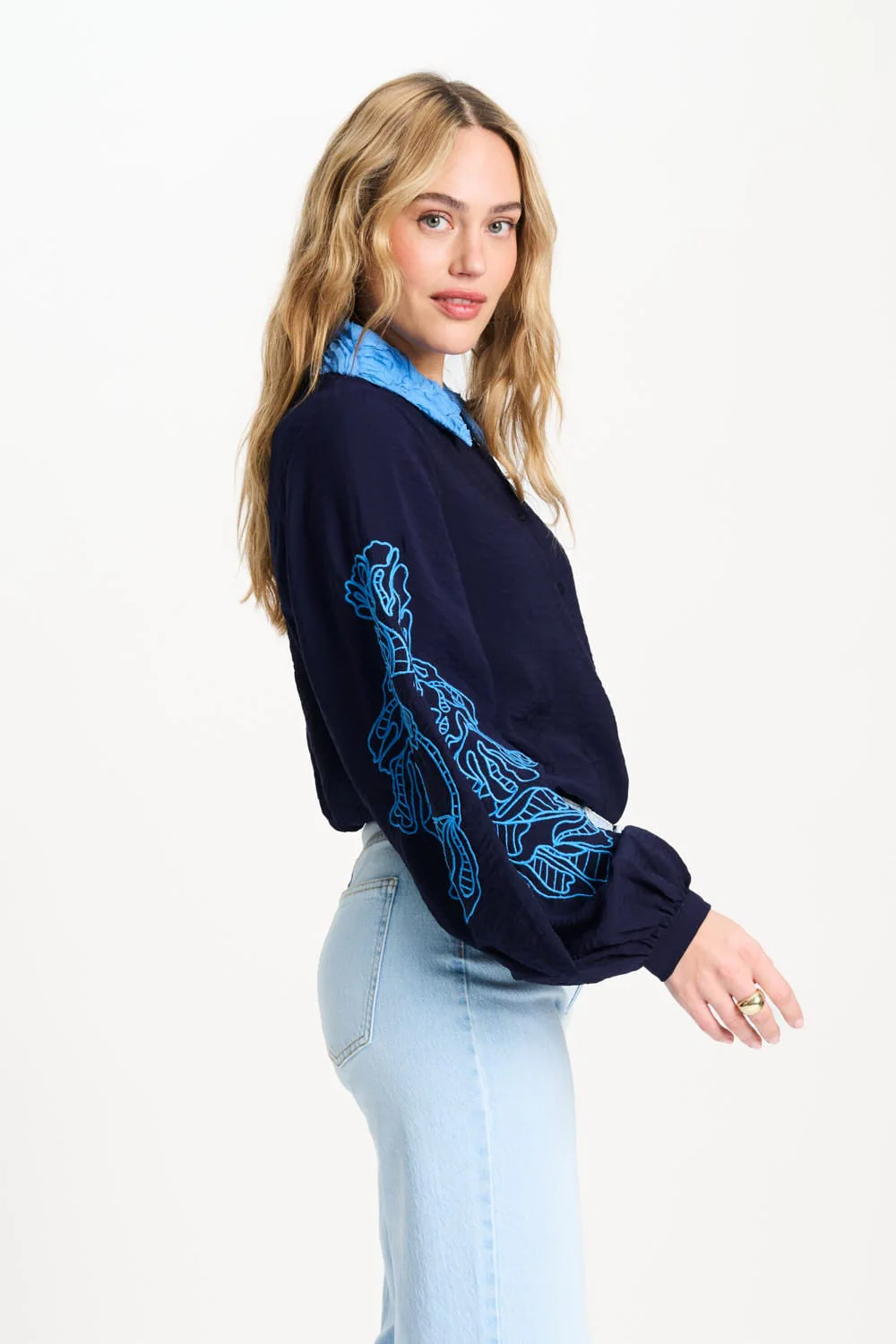 BLOUSE - Night Blue Flora - Image 4