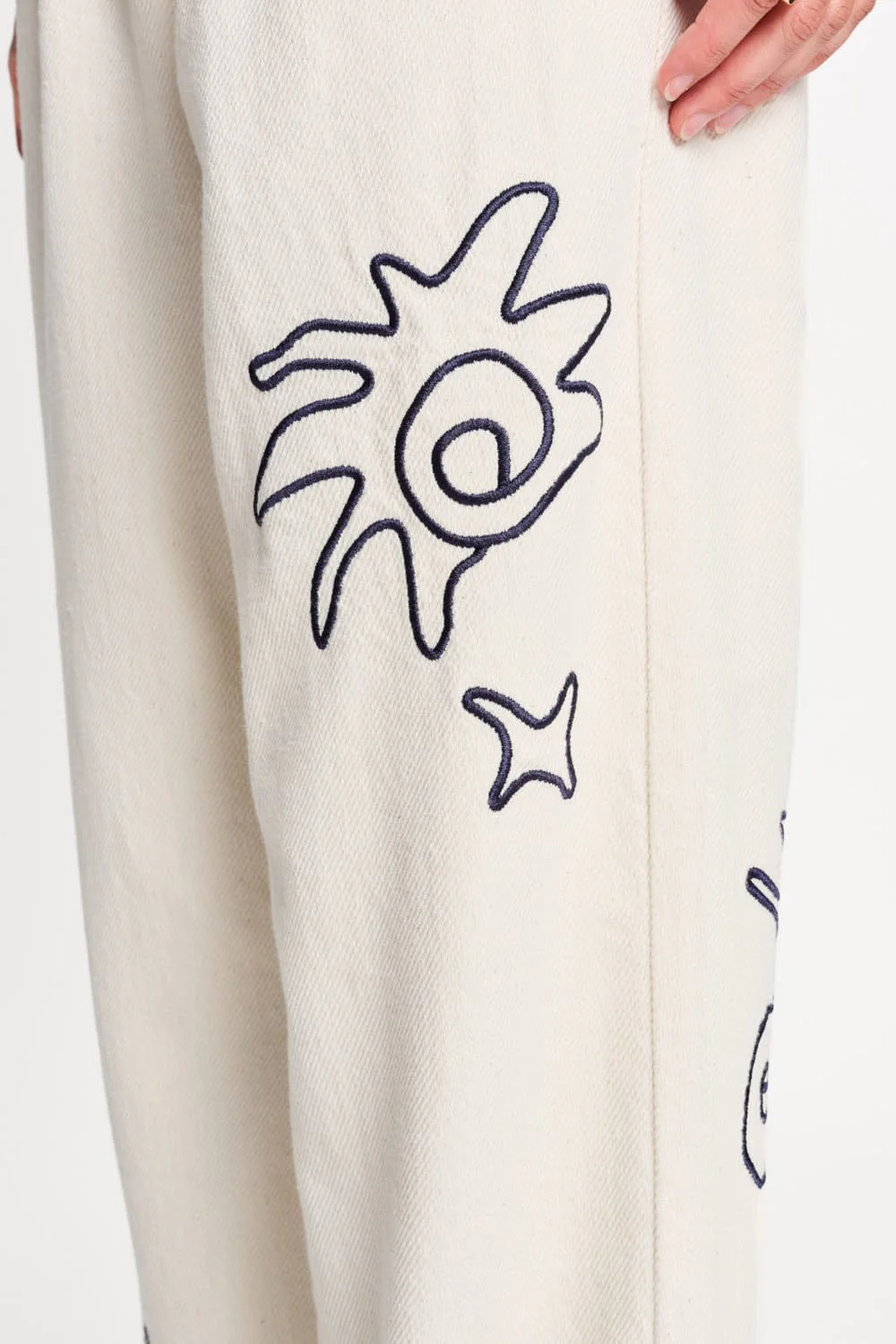 JEANS - White Embroidery - Image 5