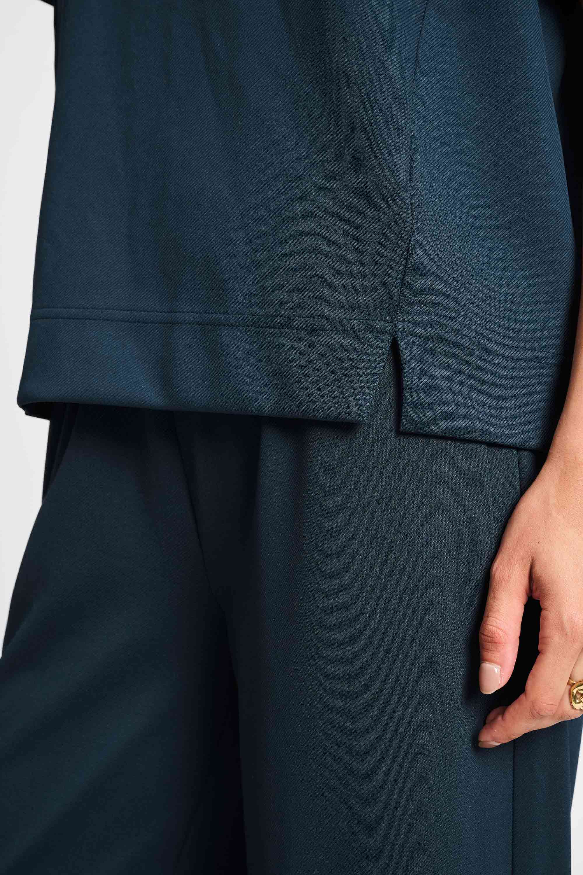 TOP - Nina Dark Navy - Image 6